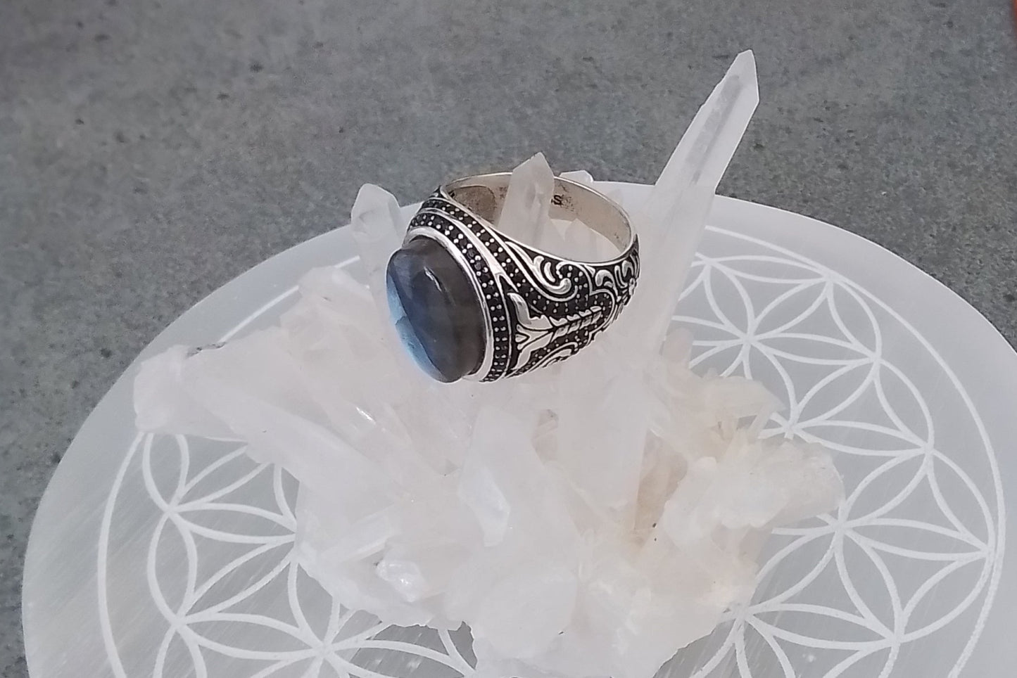 Bague en argent sterling avec Labradorite