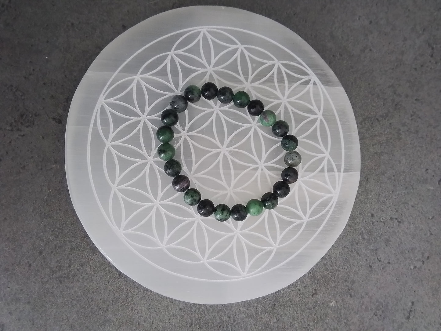 Bracelet en Zoïsite rubis